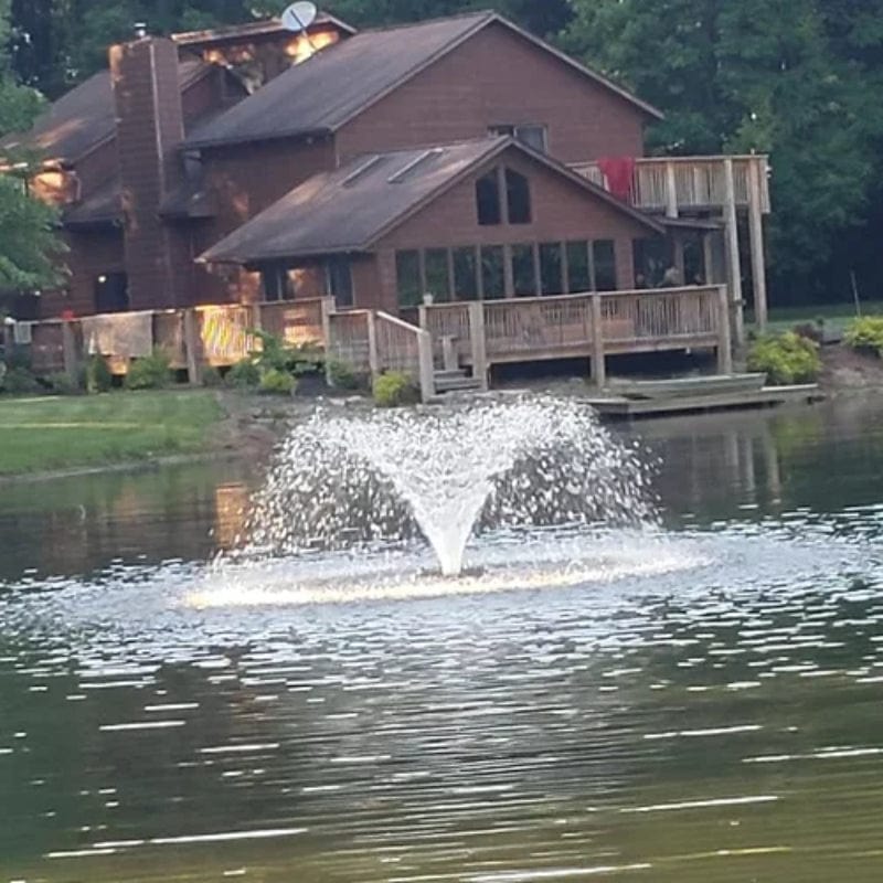 Vanguard Typhoon 3/4 HP Floating Display Aerator
